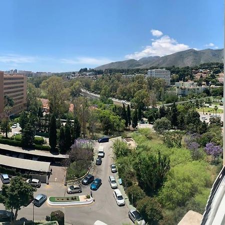 Alterhome Luminoso Estudio Con Piscina Y Maravillosas Vistas Torremolinos Esterno foto