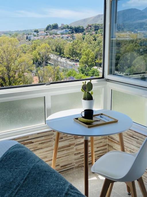 Alterhome Luminoso Estudio Con Piscina Y Maravillosas Vistas Torremolinos Esterno foto