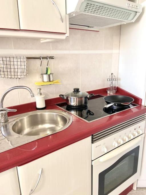 Alterhome Luminoso Estudio Con Piscina Y Maravillosas Vistas Torremolinos Esterno foto