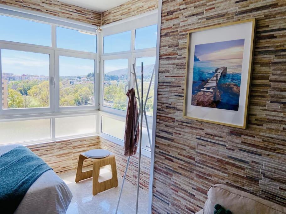 Alterhome Luminoso Estudio Con Piscina Y Maravillosas Vistas Torremolinos Esterno foto